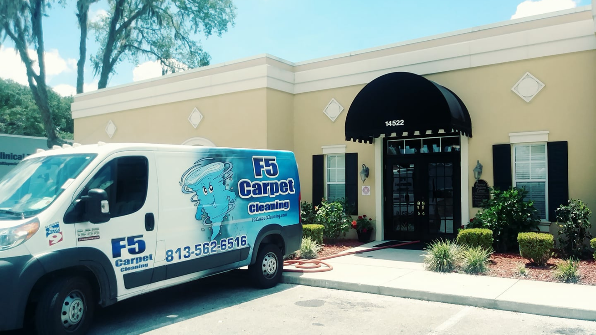 F5 Carpet Cleaning Van